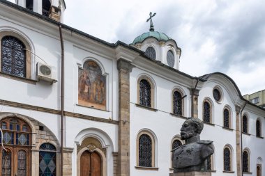 GABROVO, BULGARIA - 1 Mayıs 2021: Bulgaristan 'ın Gabrovo kentindeki Ortodoks Mary Varsayımı Kilisesi