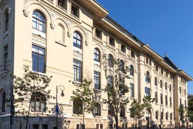 BUCHAREST, ROMANIA - 16 Ağustos 2021: Romanya 'nın Bükreş kentinde Belediye Binası