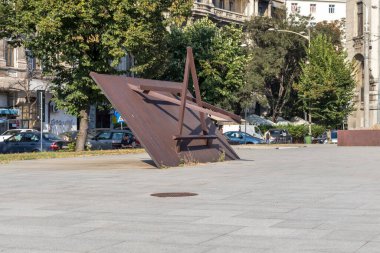 BUCHAREST, ROMANIA - 16 Ağustos 2021: Bükreş, Romanya 'daki Yahudi Soykırımı Anıtı