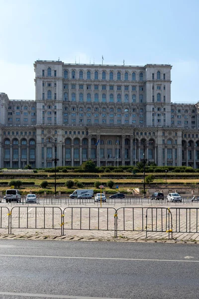 Bucharest Romania Ağustos 2021 Romanya Nın Bükreş Kentinin Merkezindeki Parlamento — Stok fotoğraf