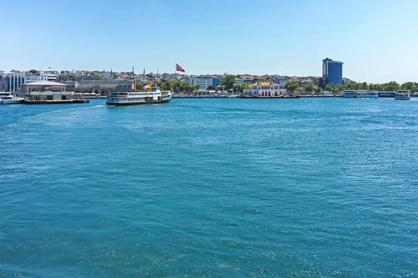 Istanbul Turkey Lipiec 2019 Niesamowita Panorama Bosforu Stambułu Turcja — Zdjęcie stockowe