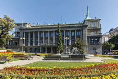 Belgrad, Sırbistan - 12 Ağustos 2019: Sırbistan 'ın başkenti Belgrad' da Yeni Saray Binası