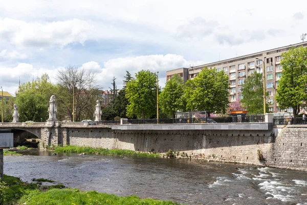 Gabrovo Βουλγαρία Μαΐου 2021 Ποταμός Yantra Περνάει Από Κέντρο Της — Φωτογραφία Αρχείου