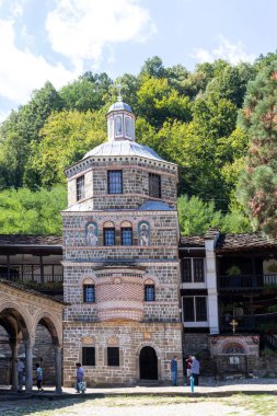 ORESHAK, BULGARIA - 31 Ağustos 2021: Ortaçağ Troyan Varsayım Manastırı, Lovech bölgesi, Bulgaristan