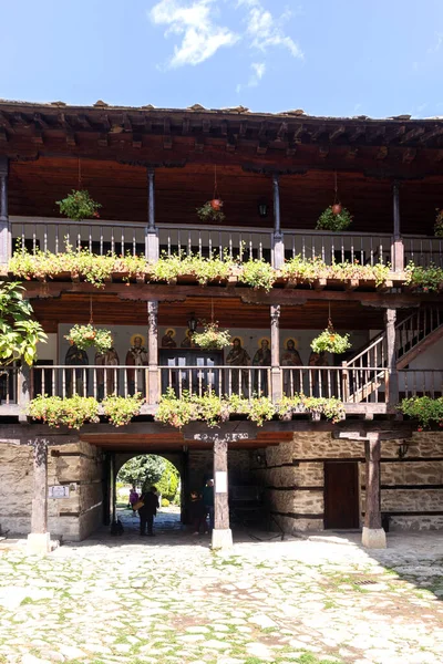 ORESHAK, BULGARIA - 31 Ağustos 2021: Ortaçağ Troyan Varsayım Manastırı, Lovech bölgesi, Bulgaristan