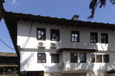ORESHAK, BULGARIA - 31 Ağustos 2021: Ortaçağ Troyan Varsayım Manastırı, Lovech bölgesi, Bulgaristan