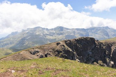 Bulgaristan 'ın Yedi Rila Gölü yakınlarındaki Rila Dağı' nın muhteşem manzarası