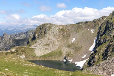Bulgaristan 'ın Yedi Rila Gölü yakınlarındaki Rila Dağı' nın muhteşem manzarası