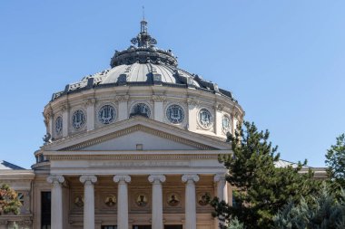 BÜKREŞ, ROMANIA - 17 Ağustos 2021: Romanya 'nın Bükreş kentinde Romen Atletizmi Binası