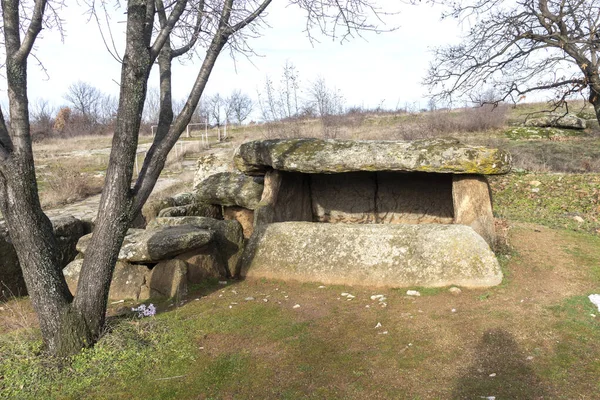 Αρχαίοι Θρακιώτες Dolmen Nachevi Chairi Nachovi Chairi Κοντά Στο Χωριό — Φωτογραφία Αρχείου