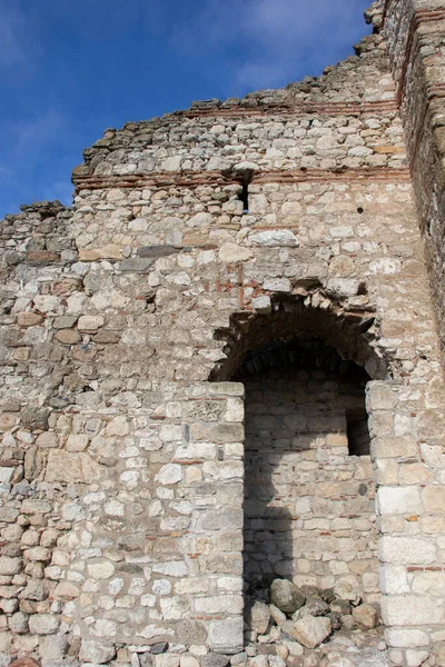 Bulgaristan 'ın Haskovo Bölgesi Matochina köyü yakınlarındaki Ortaçağ Bukelon Kalesi kalıntıları