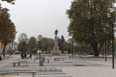 PLEVEN, BULGARIA - 8 Kasım 2020: Bulgaristan 'ın Plevne kentinin Panoraması