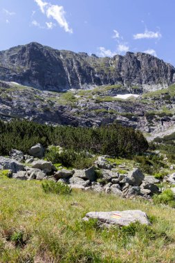 Rila Dağı inanılmaz manzara yakın korkunç göl, Bulgaristan