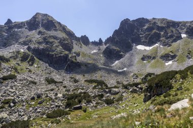 Rila Dağı inanılmaz manzara yakın korkunç göl, Bulgaristan