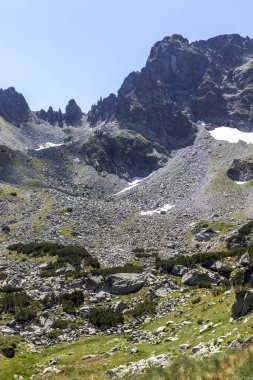 Rila Dağı inanılmaz manzara yakın korkunç göl, Bulgaristan