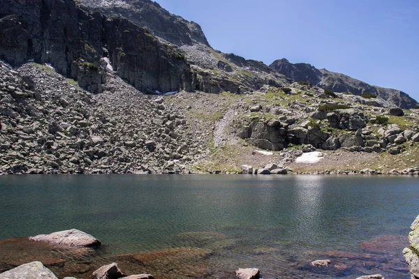 Rila 山附近的令人惊叹的风景 保加利亚的恐怖湖 — 图库照片