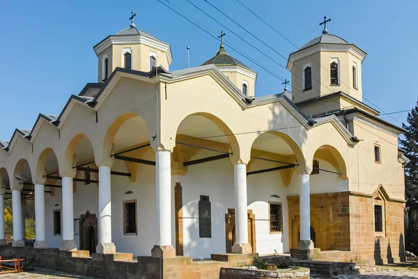 Middelalderlige Lopushna Kloster Saint John Forerunner Montana Provinsen Bulgarien - Stock-foto