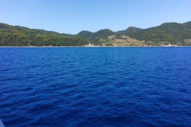 Kutsal Dağ 'ın otonom manastırı Athos Dağı' nın muhteşem manzarası, Chalkidiki, Yunanistan