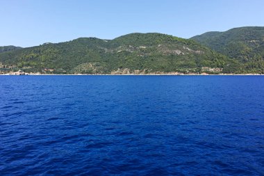 Kutsal Dağ 'ın otonom manastırı Athos Dağı' nın muhteşem manzarası, Chalkidiki, Yunanistan