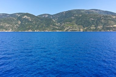 Kutsal Dağ 'ın otonom manastırı Athos Dağı' nın muhteşem manzarası, Chalkidiki, Yunanistan