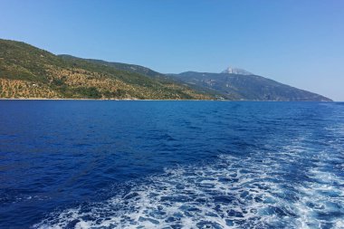 Kutsal Dağ 'ın otonom manastırı Athos Dağı' nın muhteşem manzarası, Chalkidiki, Yunanistan
