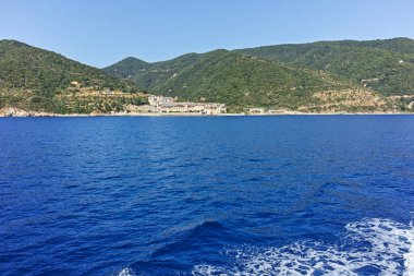 Kutsal Dağ 'ın otonom manastırı Athos Dağı' nın muhteşem manzarası, Chalkidiki, Yunanistan