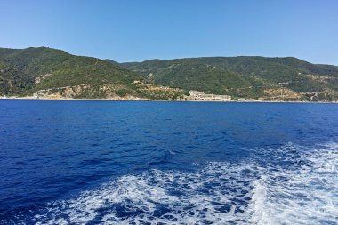 Kutsal Dağ 'ın otonom manastırı Athos Dağı' nın muhteşem manzarası, Chalkidiki, Yunanistan
