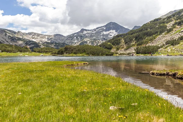 Erstaunliche Sommerlandschaft Des Pirin Gebirges Der Nähe Des Muratovo Sees — Stockfoto