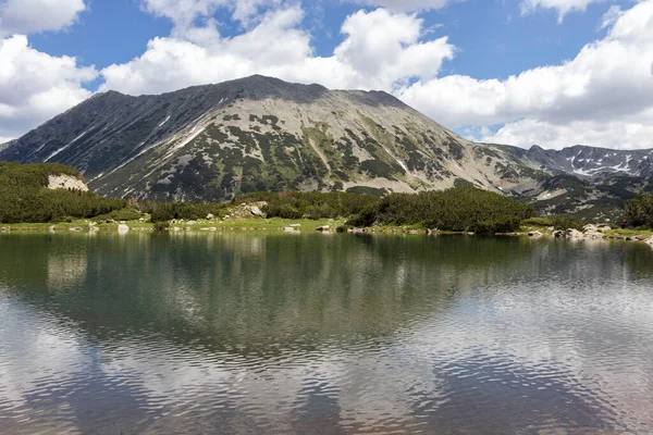 Paisagem Verão Incrível Pirin Mountain Perto Lago Muratovo Bulgária — Fotografia de Stock