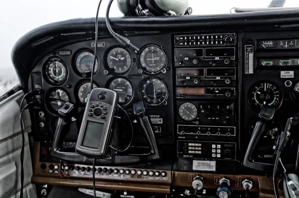 Cockpit passenger aircraft — Stock Photo, Image