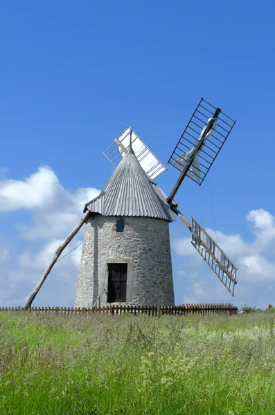 El molino de viento —  Fotos de Stock