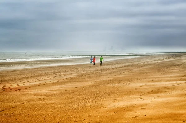 Joggen am Strand — Stockfoto