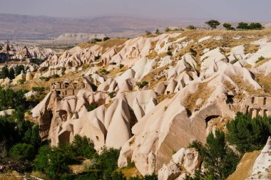 Cappadocia 'nın göbeğinde bulunan olağanüstü tuhaf formlar.