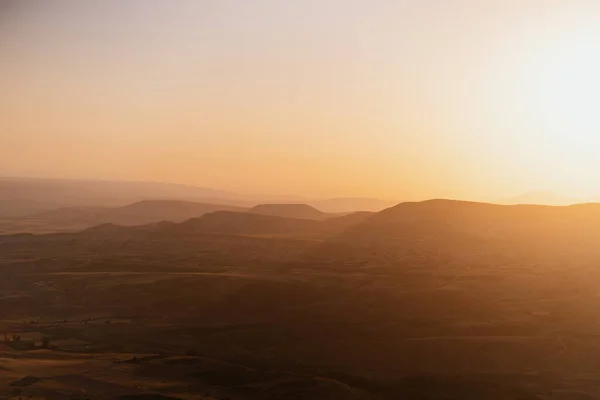 Montañas espectaculares situadas en el corazón de Capadocia —  Fotos de Stock