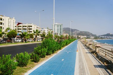 bisiklet yolları ve Beyaz Bisiklet sembolü