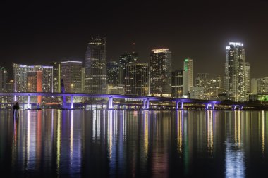 Miami gece manzarası