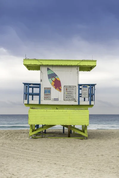 Lifeguard tower in South Beach, Miami — Stock Photo, Image