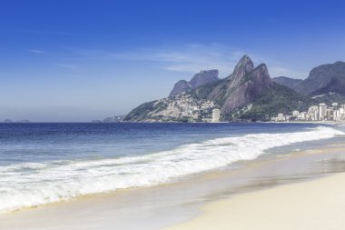 Ipanema Plajı sabahları rio de janeiro