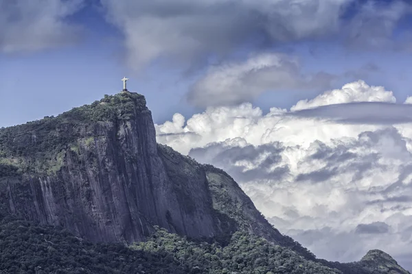 İsa'nın kurtarıcı bulutlar, rio de janeiro — Stok fotoğraf