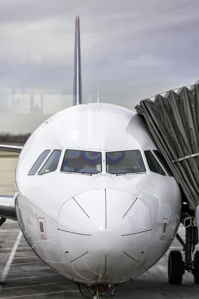 Commercial airplane — Stock Photo, Image