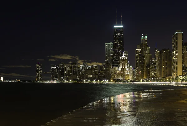 Innenstadt Chicago bei Nacht — Stockfoto