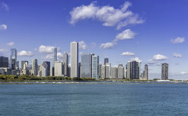 Chicago downtown i falla landskap — Stockfoto