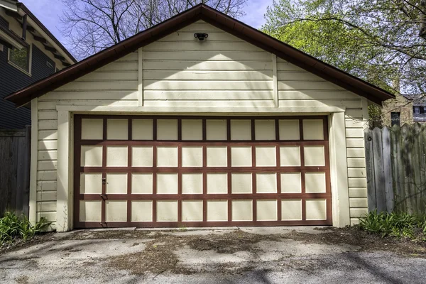 Zwei-Auto-Garage — Stockfoto