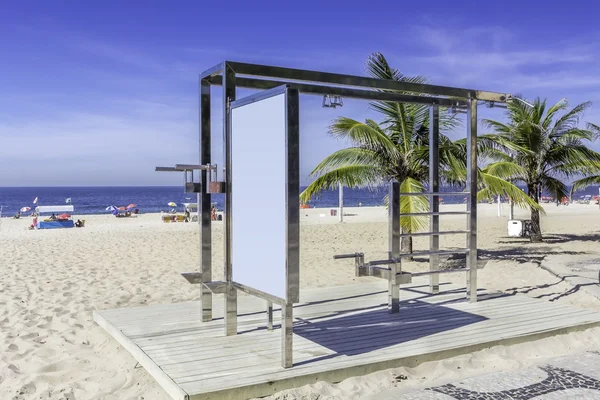 Training station op ipanema beach, rio de janeiro — Stockfoto