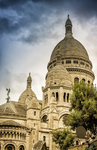 Bazilika sacre coeur na Montmartru — Stock fotografie