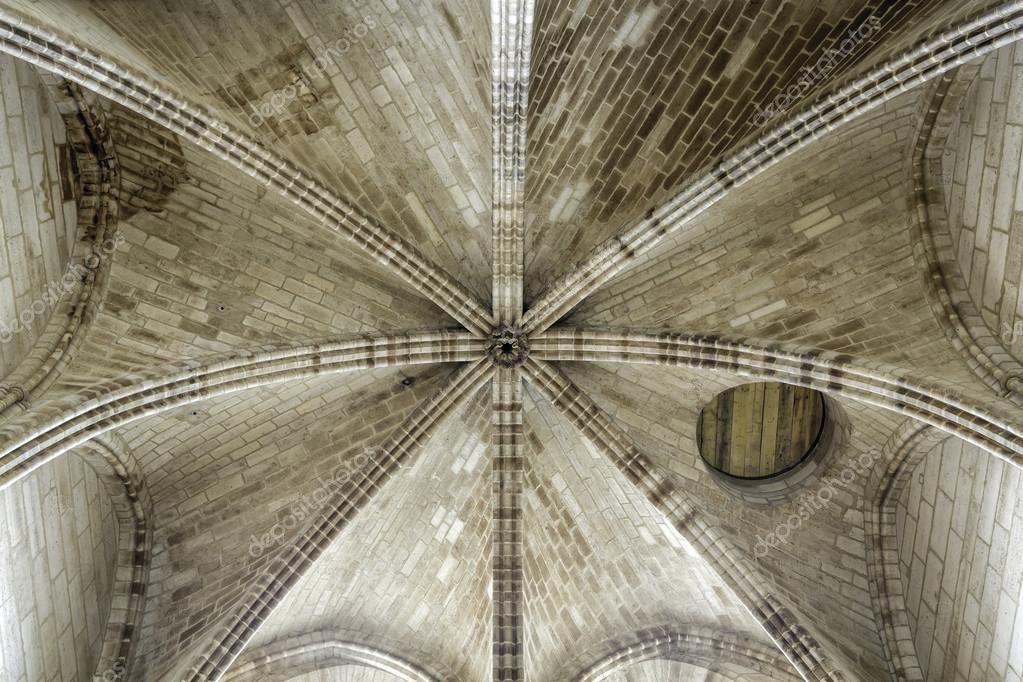 Gewölbedecke - Stockfotografie: lizenzfreie Fotos © marchello74