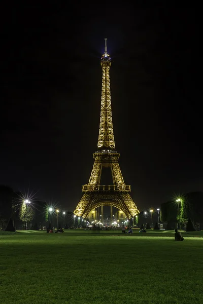 エッフェル タワー夜の光のショー — ストック写真