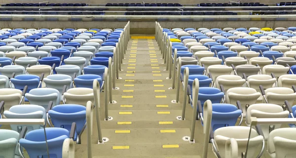 Entrada para o setor vazio no estádio de futebol do Maracana no Rio de Janeiro, Brasil — Fotografia de Stock