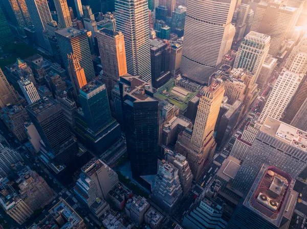 New York City Wolkenkrabbers Bij Zonsopgang Hooghoekig Zicht Vanuit Lucht — Stockfoto