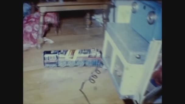 Dallas Verenigde Staten December 1959 Kids Kerst Huis Nieuw Speelgoed — Stockvideo